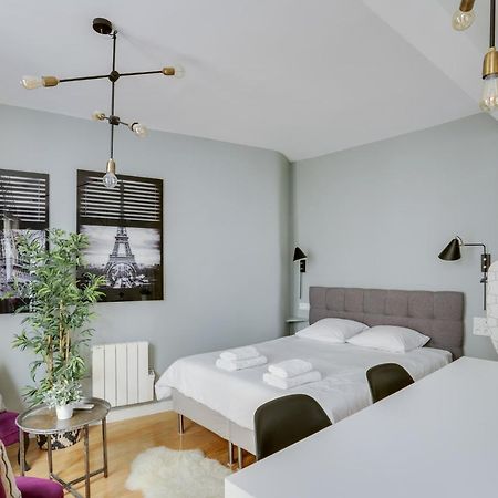 Charmant Studio Au Coeur De Paris Pour 2 Personnes By Weekome Exterior foto
