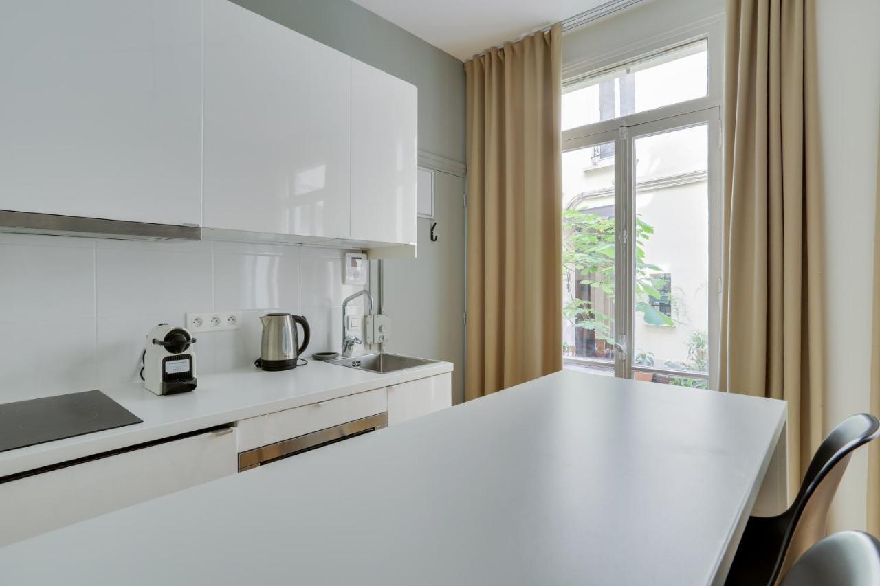 Charmant Studio Au Coeur De Paris Pour 2 Personnes By Weekome Exterior foto